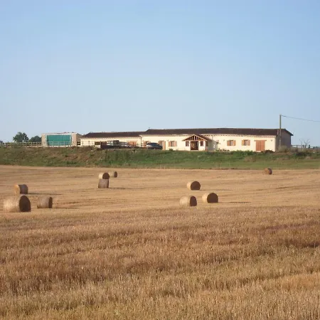 فندق مبيت وإفطار Les Roffies Chambres D'hotes Charente